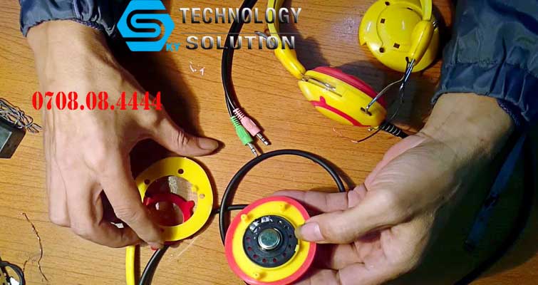 dich-vu-sua-chua-tai-nghe-laptop-gia-re-quan-hai-chau-skytech.company-1